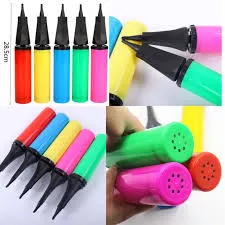 منفاخ بلالين هواء يدوي سهل الاستخدام يملئ البلالين بالهواء