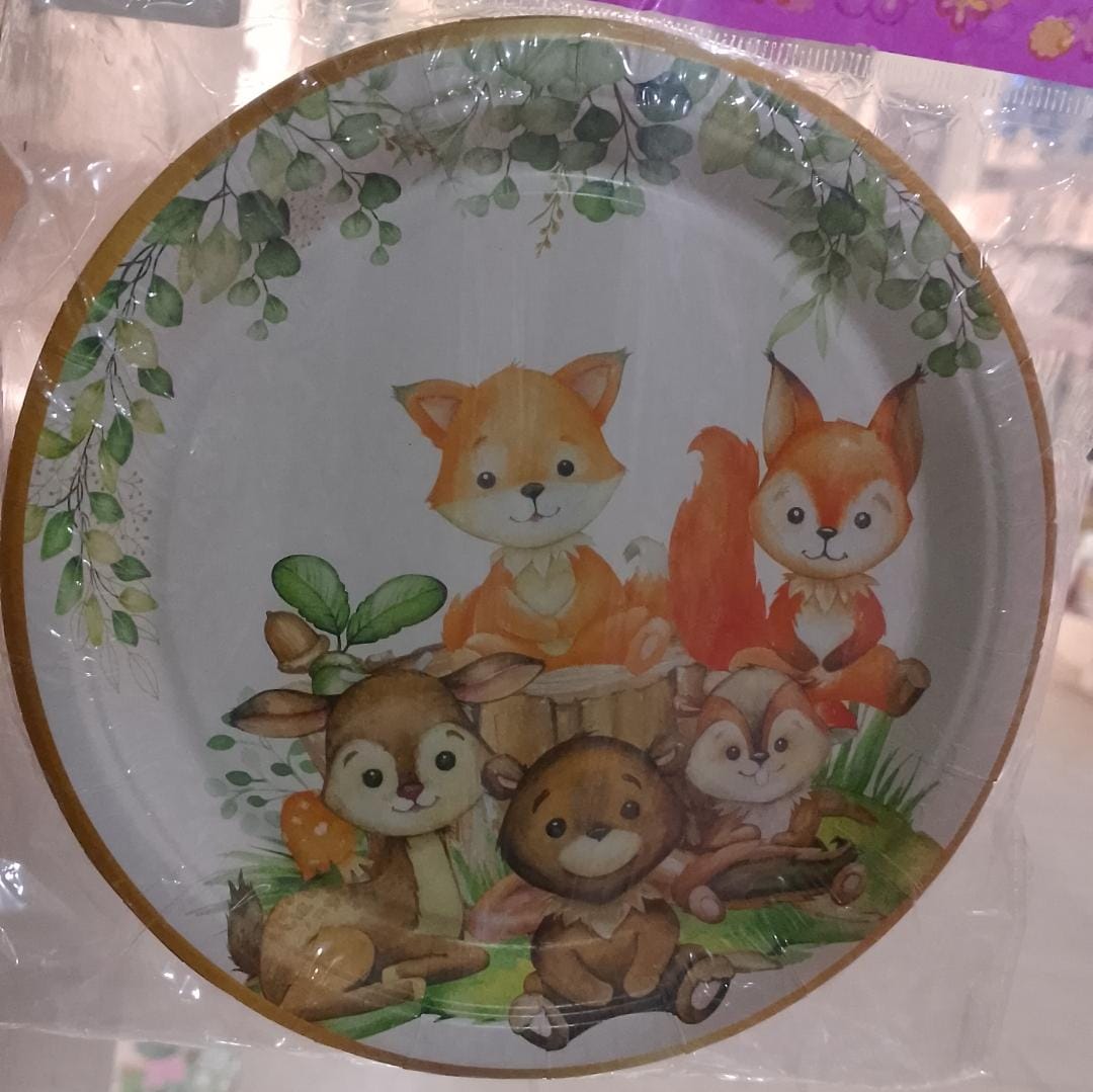 اطباق شكل حيوانات الغابه شكل تعالب لون اورنج في ابيض