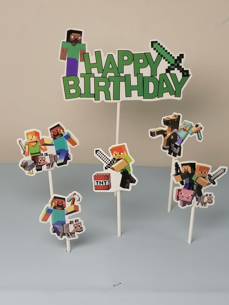 توبر كيك اشكال ديزني شكل ماين كرفت مكون من 6 قطع