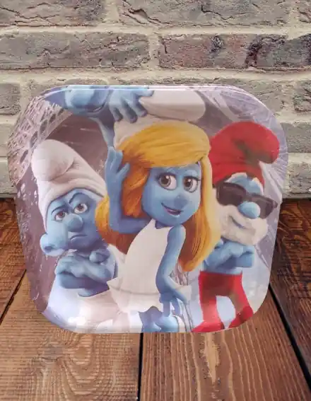 Smurfs-Themed Cake Plates