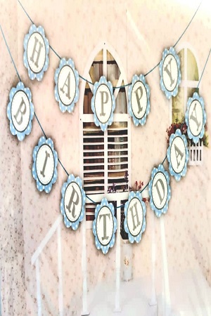 بانر عيد ميلاد سعيد لبني